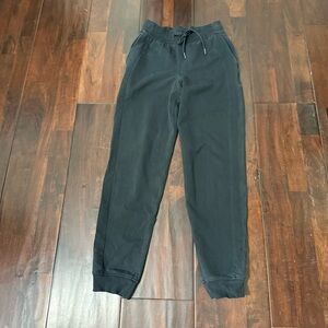 Lululemon Scuba High-Rise French Terry Jogger Women’s Size 2 Black W5DKFS